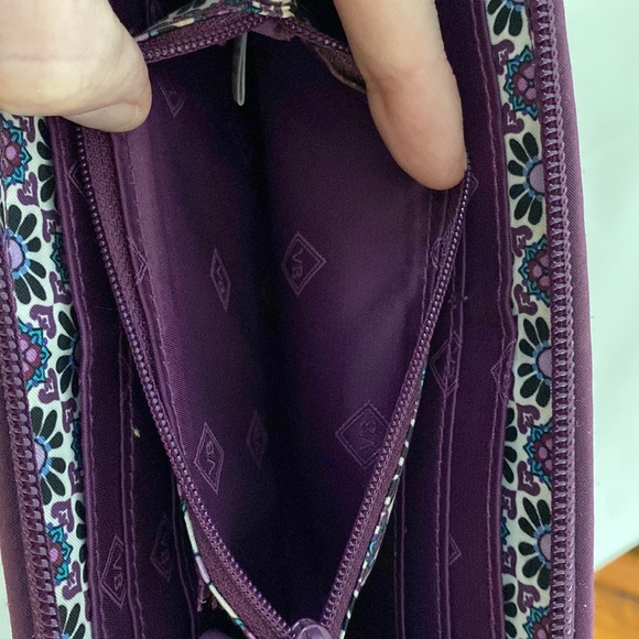 Vera Bradley Wallet in Purple Medallion - Picture 5 of 6